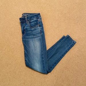 American eagle blue jeans